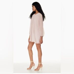 Aritzia Wilfred Daydreamer Mini Dress – Light Pink – Size Small